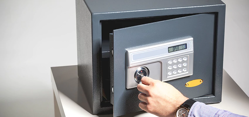 Jewelry Safe Unlocking Service in Tara Hills, California