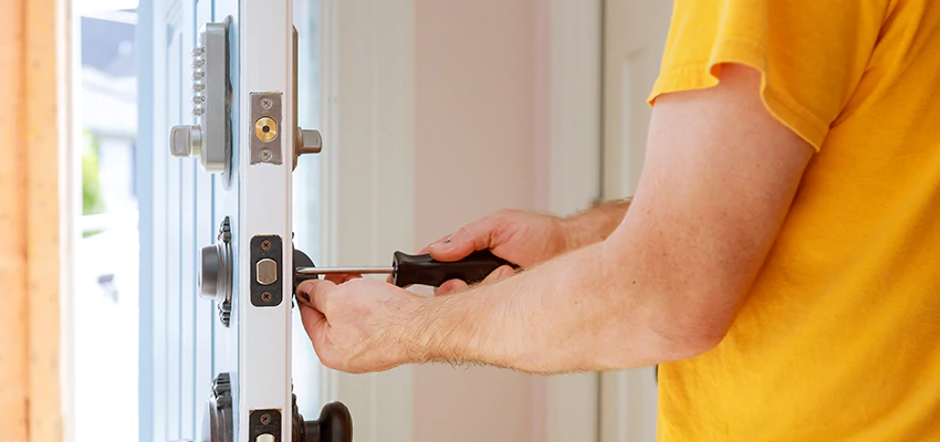 Eviction Locksmith For Key Fob Replacement Services in Tara Hills, CA